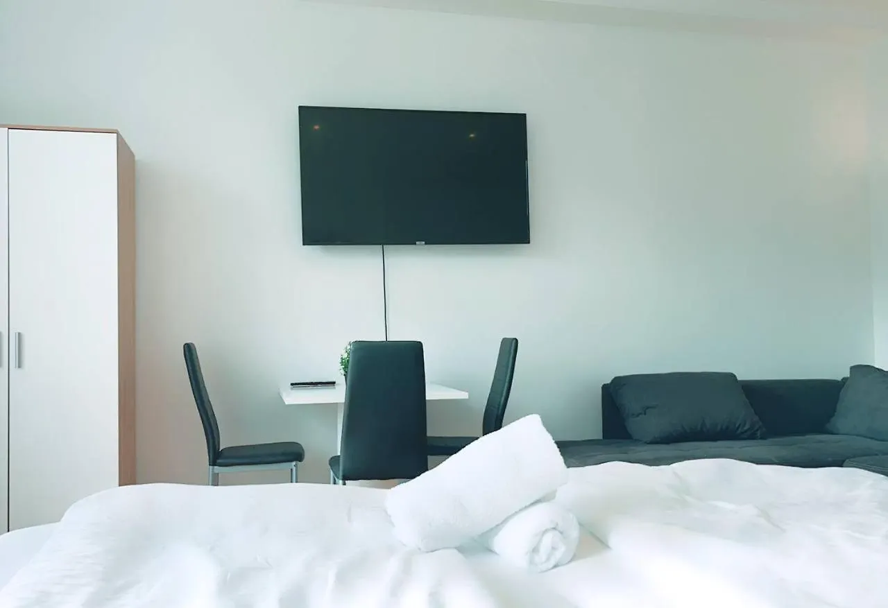 Homestay Cozy Room In Keplerplatz Kp Q Vienna Austria
